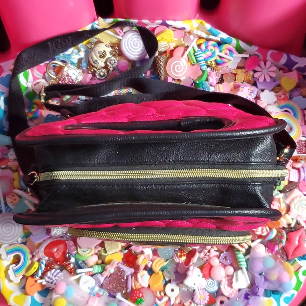 PURSE - Picture 7 of 16